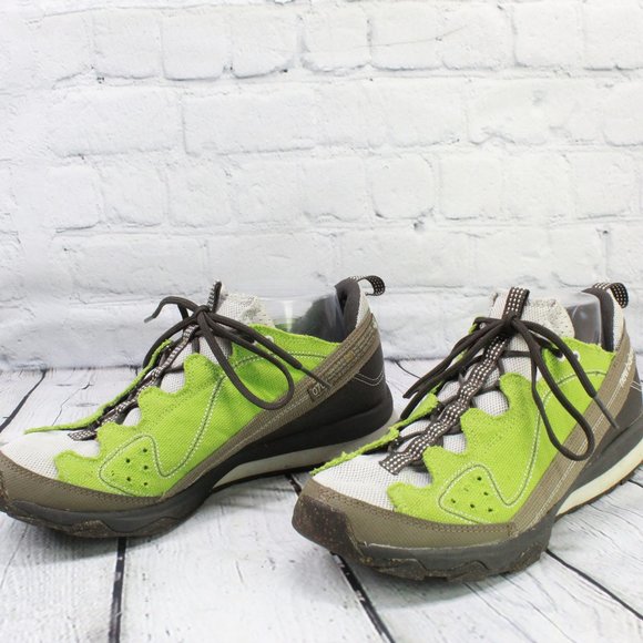 New Balance Green 070 Eco Friendly Athletic Trail Sneakers Size 8.5 - Picture 2 of 9